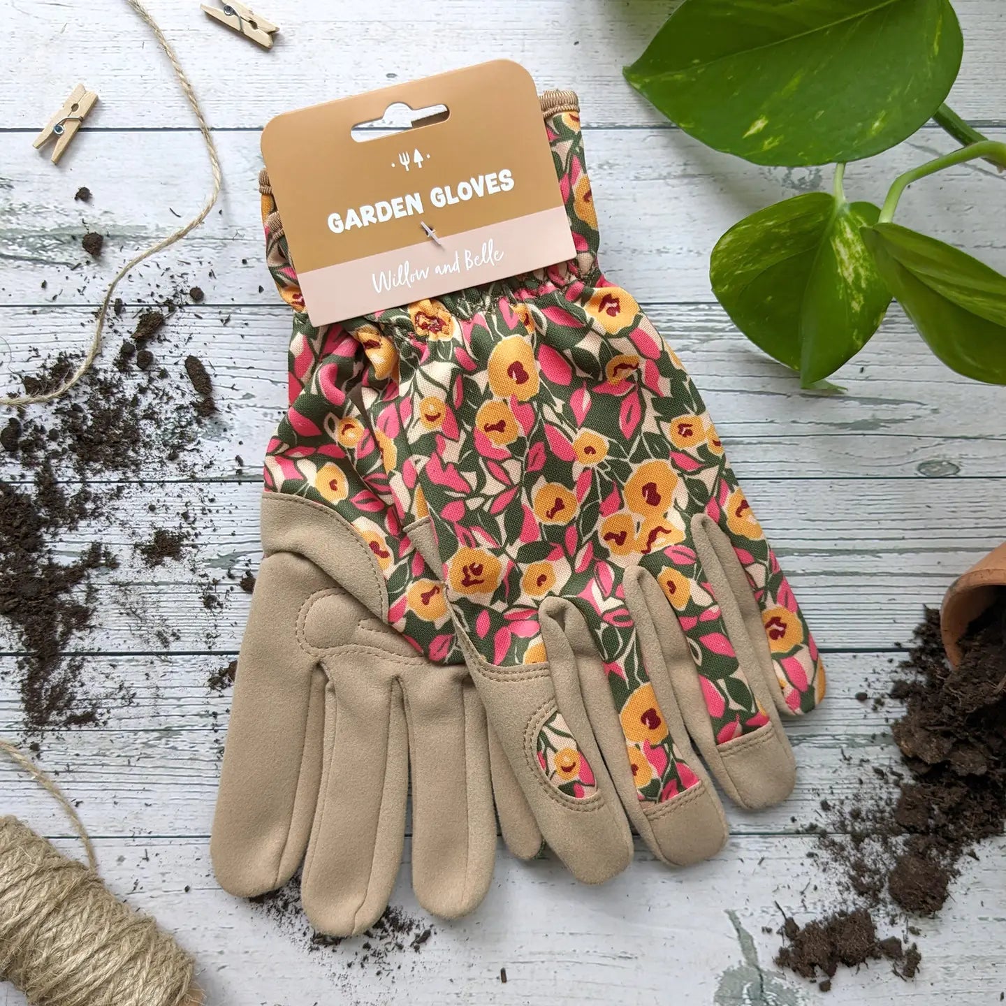 Gardening gloves